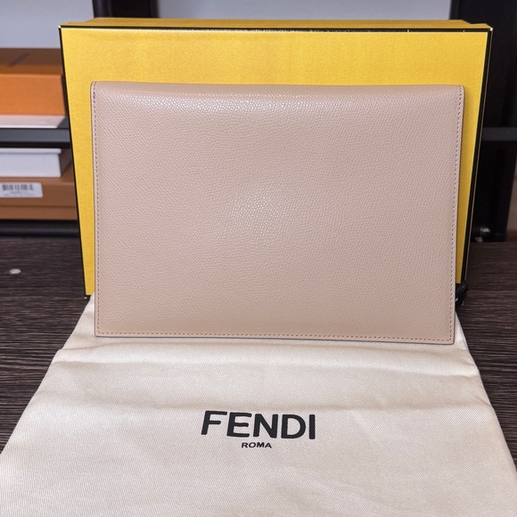 Fendi FF Diamonds Flat Pouch - Picture 3 of 5